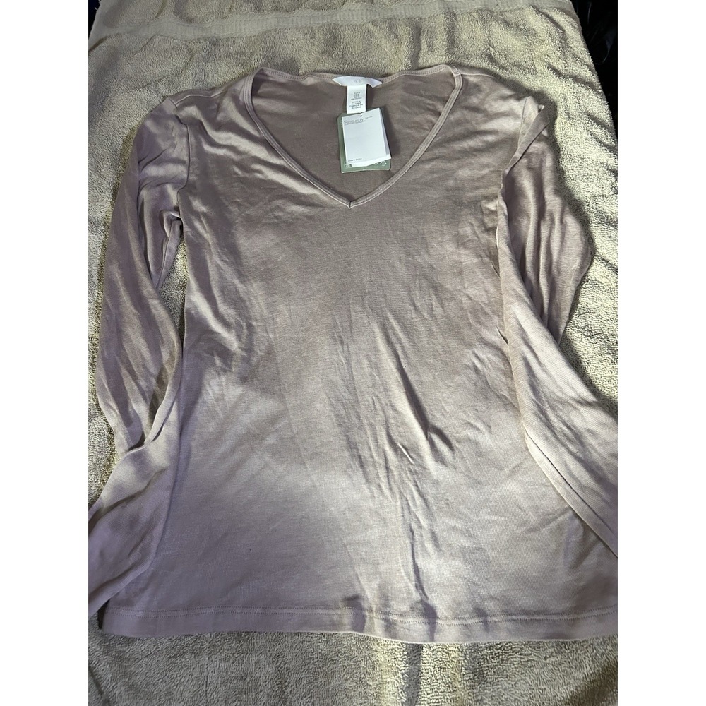 H & M Women's Mauve VNeck Long Sleeve Shirt Medium New